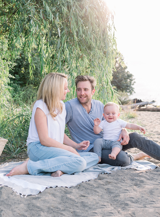 Family photoshoot on the beach west coast bc