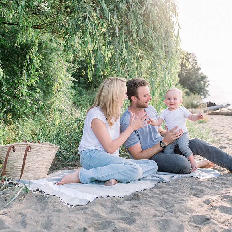 Kitsilano family photos on the beach