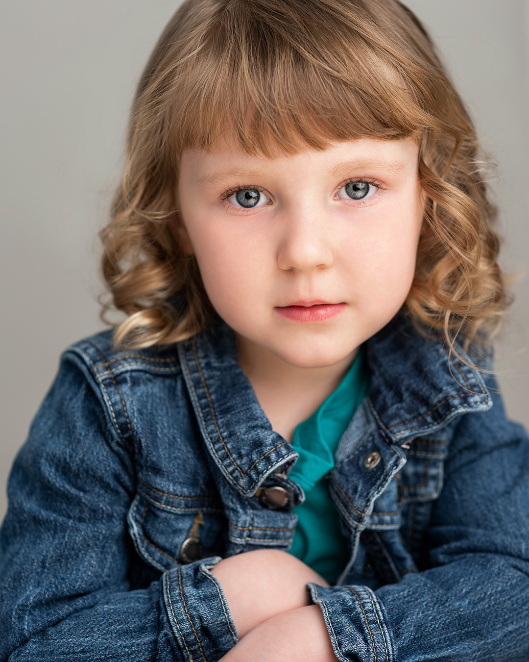 3 year old child actor headshot of Adelyn Bruce