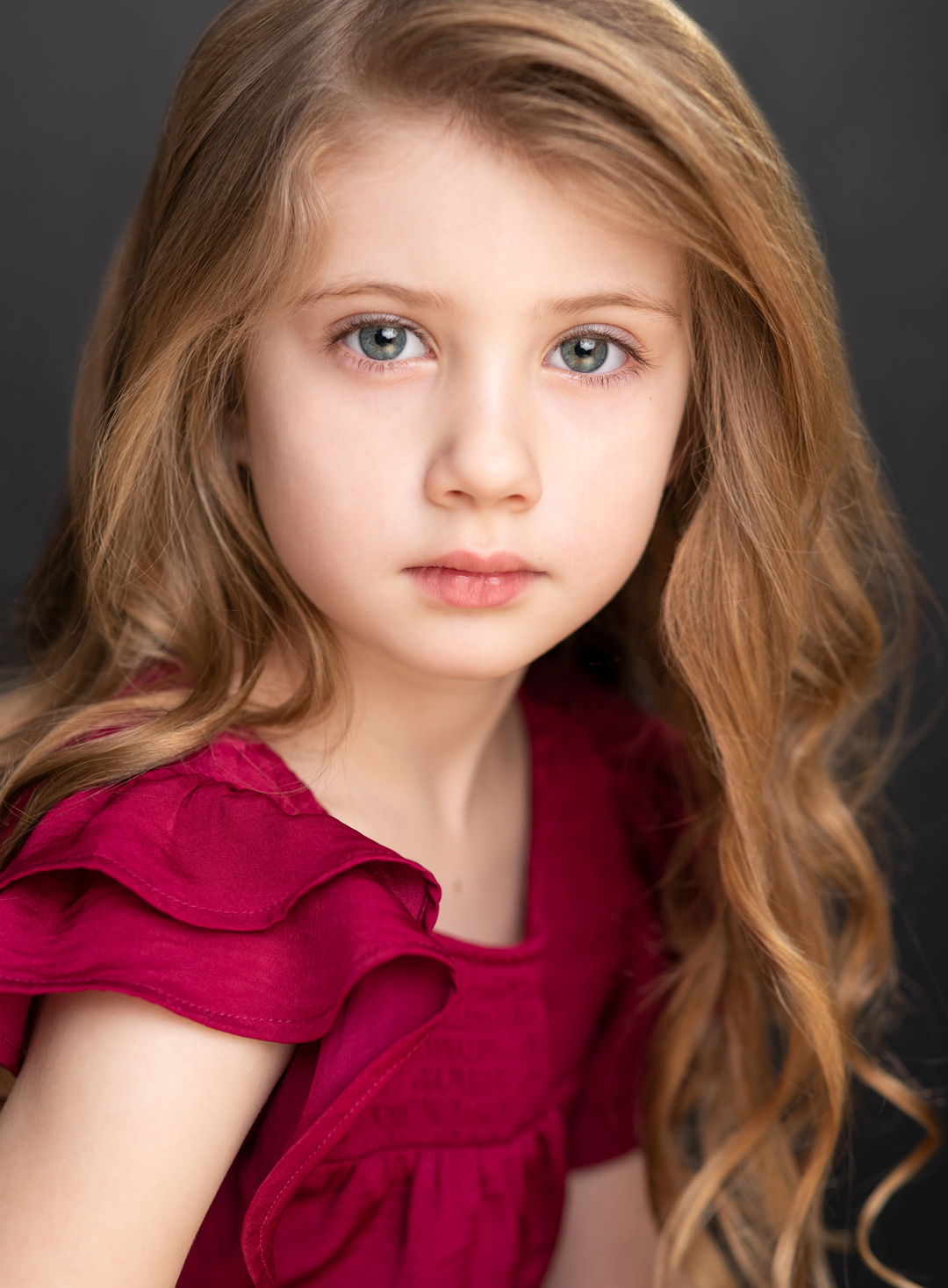 Child actor Amber Taylor professional headshot