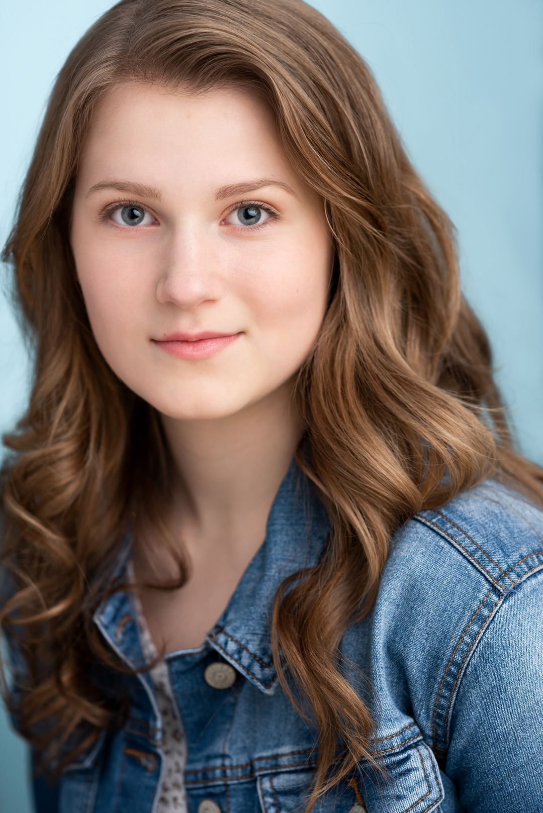 Hallmark headshot of teen Vancouver actress Genevieve Reimer